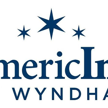 Americinn By Wyndham 오쉬코쉬 외부 사진